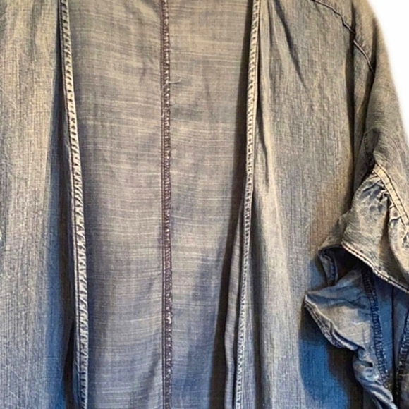 EUC Easel Denim Cardigan Size Small Fits All - Picture 9 of 10